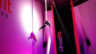Silks Solo - Feeling Good
