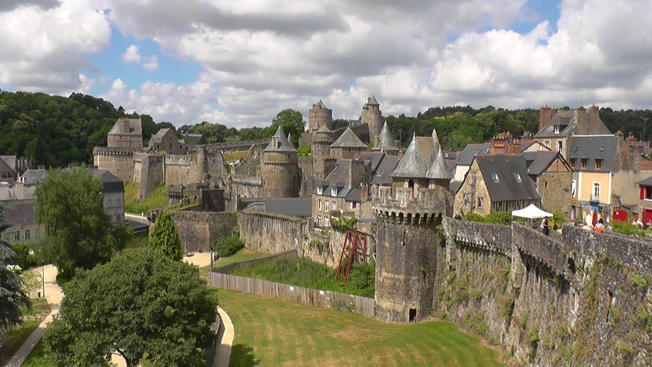 FRANCE Fougères, Brittany (hd-video) - YouTube
