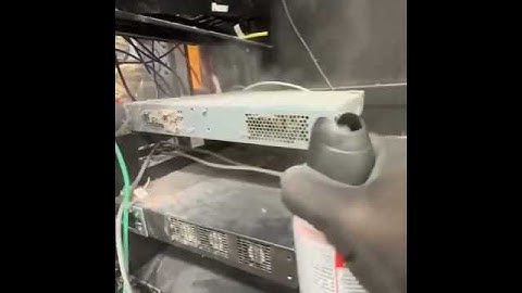 Quick Server Room Cleaning 🖥️ #cisco #itnetworking #network