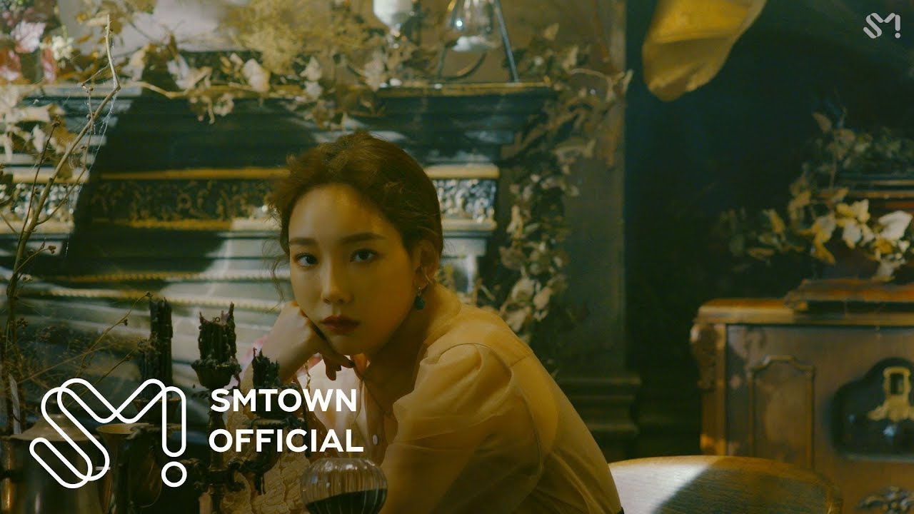 Imagini pentru taeyeon four season mv