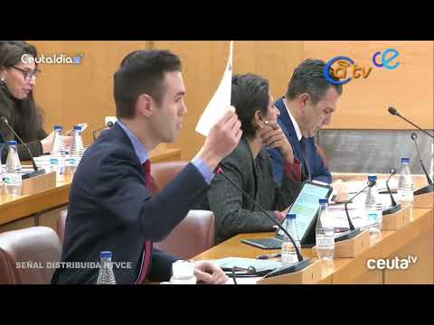 El Pleno tumba la propuesta de VOX de hacer p&uacute;blicos los curr&iacute;culums de los cargos de la Ciudad