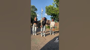 Thumbnail of Mmmmm🔥🔥 #dance #tiktoksounds #may #2025 #shortsfeed #tiktokviral #tiktok #trend