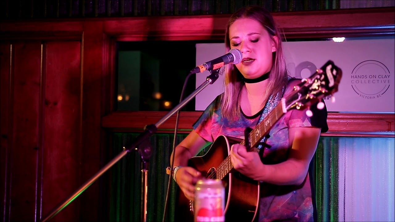 Claire Butterfield at Rifflandia 2017: Through the Looking Glass