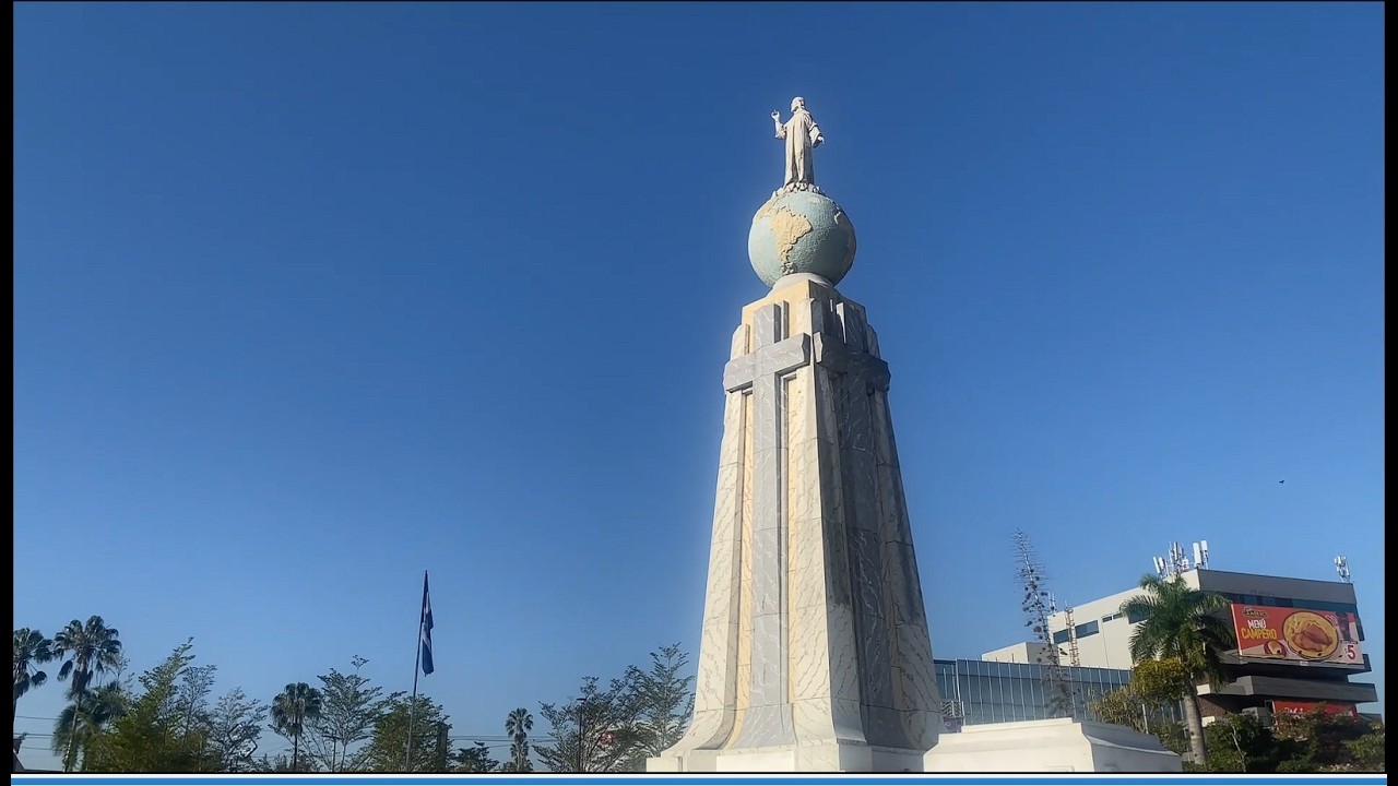 San Salvador al Amanecer: Del Museo MARTE al Salvador del Mundo  | | Sunrise Walk 🌅🥾🇸🇻 | Video 13