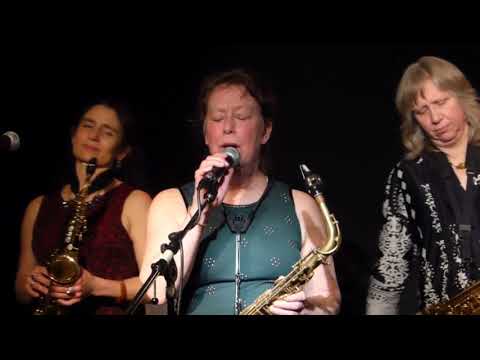 Tiptons Sax Quaertet & Drums, Lachin