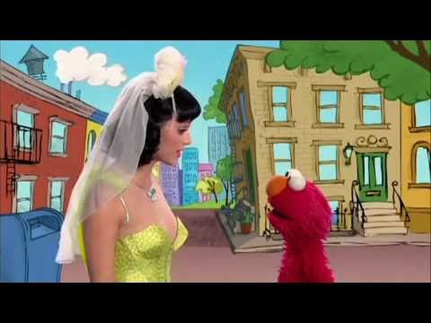 Katy Perry - Hot N Cold with Elmo