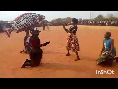Luchazi traditional dance | Kayanda ka mungonge.