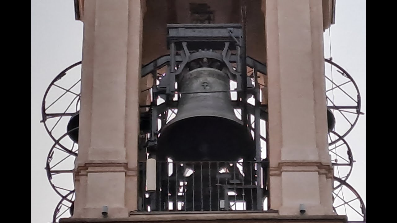 Campane di Locate Bergamasco (Ponte S. Pietro, BG) - Chiesa parrocchiale di S. Antonino Martire