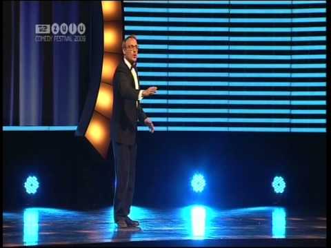 Numensas.... Vi skal HELT IND i sindet :) Den lille gumbas fra TV2 zulu Comedy Awards 2009