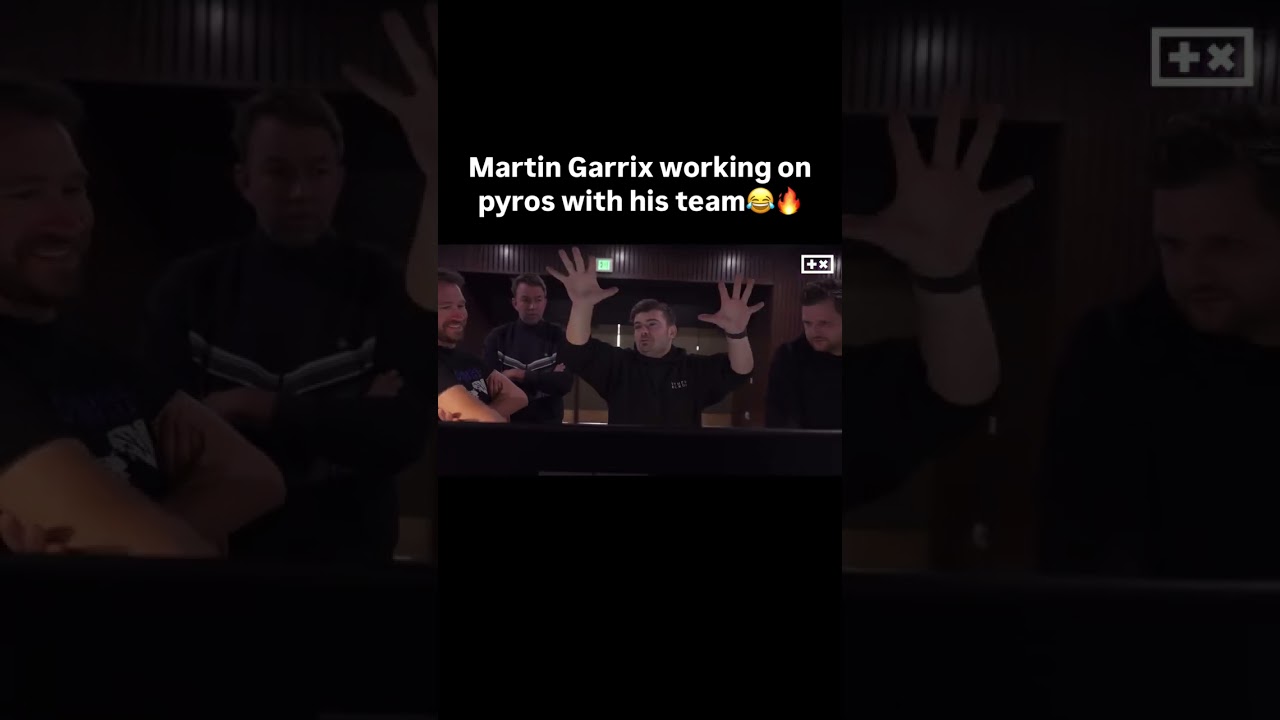 MARTIN GARRIX WORKING ON PYROS FOR THE SHOW WITH HIS TEAM🙌🔥🔥 