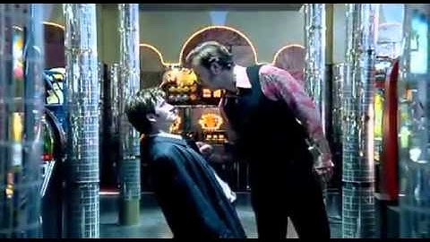 David Tennant singing in Blackpool