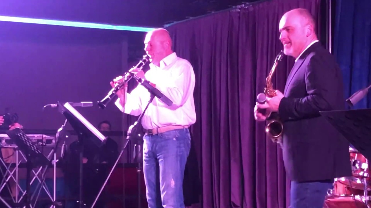 Orchestra EMILIA ROMAGNA BAND - ALCUNI SUCCESSI del Maestro TIBERIO MARANI.