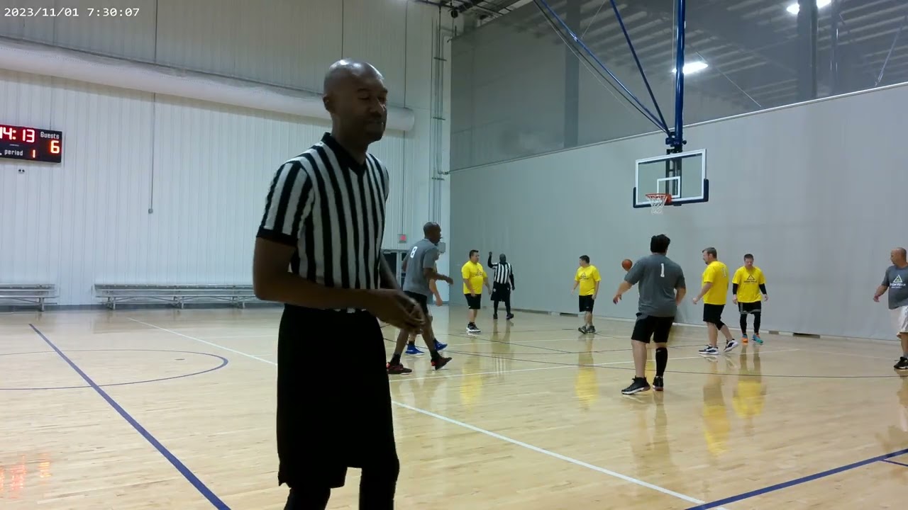 Free Agent Crew vs Walking Wounded- Week 2 Adult 35+ Mens Basketball (9/16)