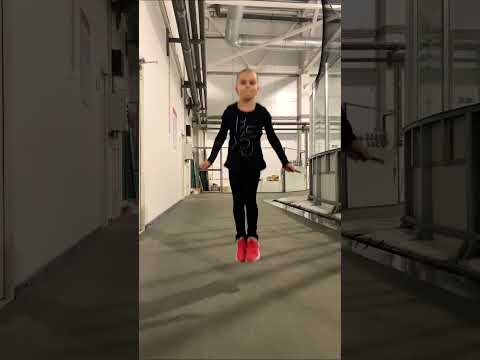 Полетаем??? Работа со скакалкой 🔥 #спорт #figureskating #фигурноекатание #олимпиада #скакалка