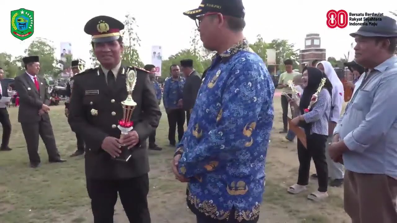 PENYERAHAN HADIAH LOMBA DAN PENURUNAN BENDERA HUT 80 RI KABUPATEN PADANG LAWAS UTARA