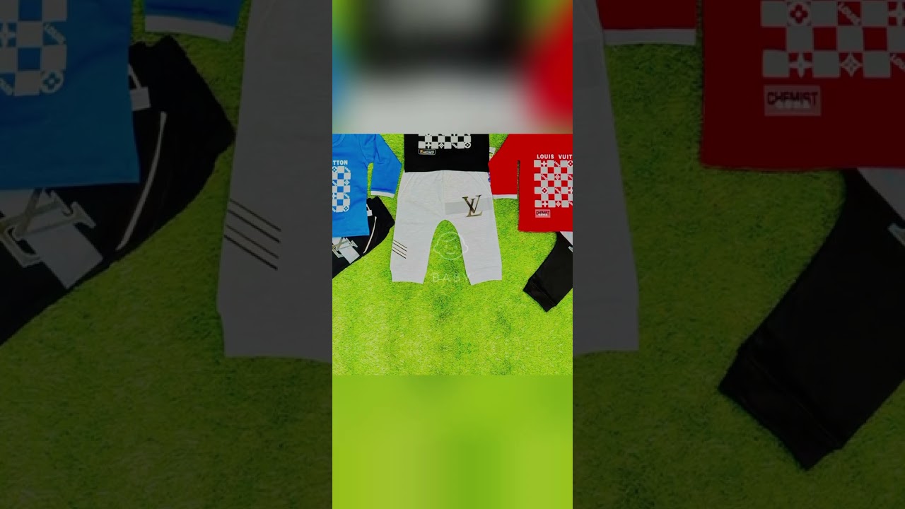 Baby suiting size 2--6 month and 6--10 months ☺️☺️