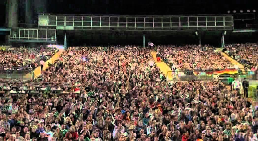 Deutsche Fans zittern im Olympiastadion nationalmannschaft england