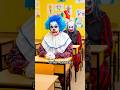 Fede Vigevani DESCUBRE UNA ESCUELA de PAYASOS de la DEEP WEB