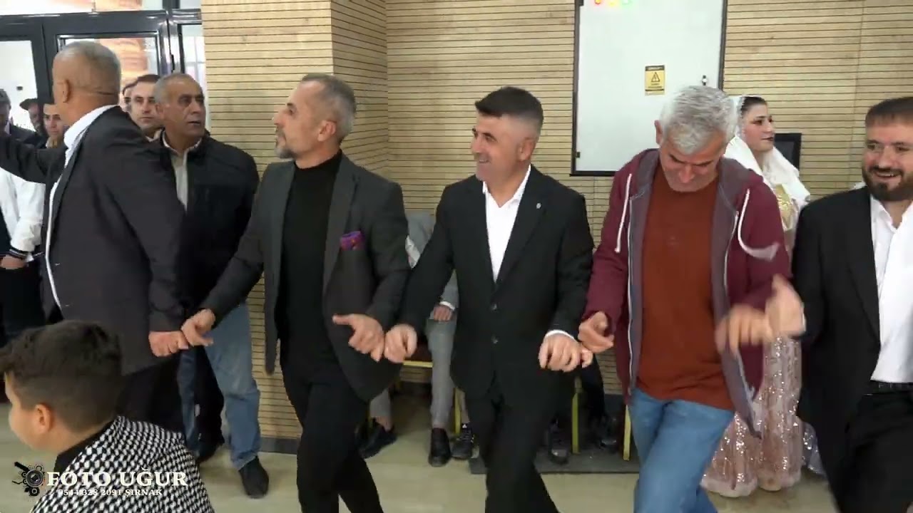 Sarkan söyüçen düğünü part 2