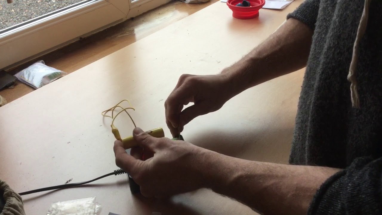 How to revive dead 18650 batteries YouTube