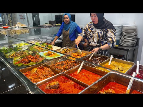 Street Food Malaysia | restaurant food tour | serving vriety local mamak food in Subang jaya