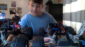 Traxxas Stampede VS Rustler Comparison Video!