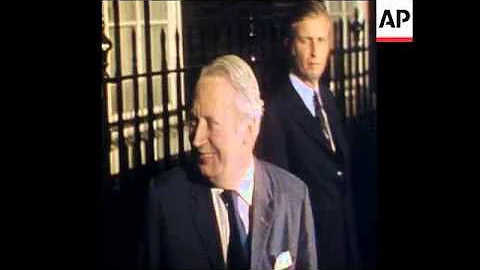 SYND 4-3-74 PRIME MINISTER HEATH LEAVES NUMBER TEN...