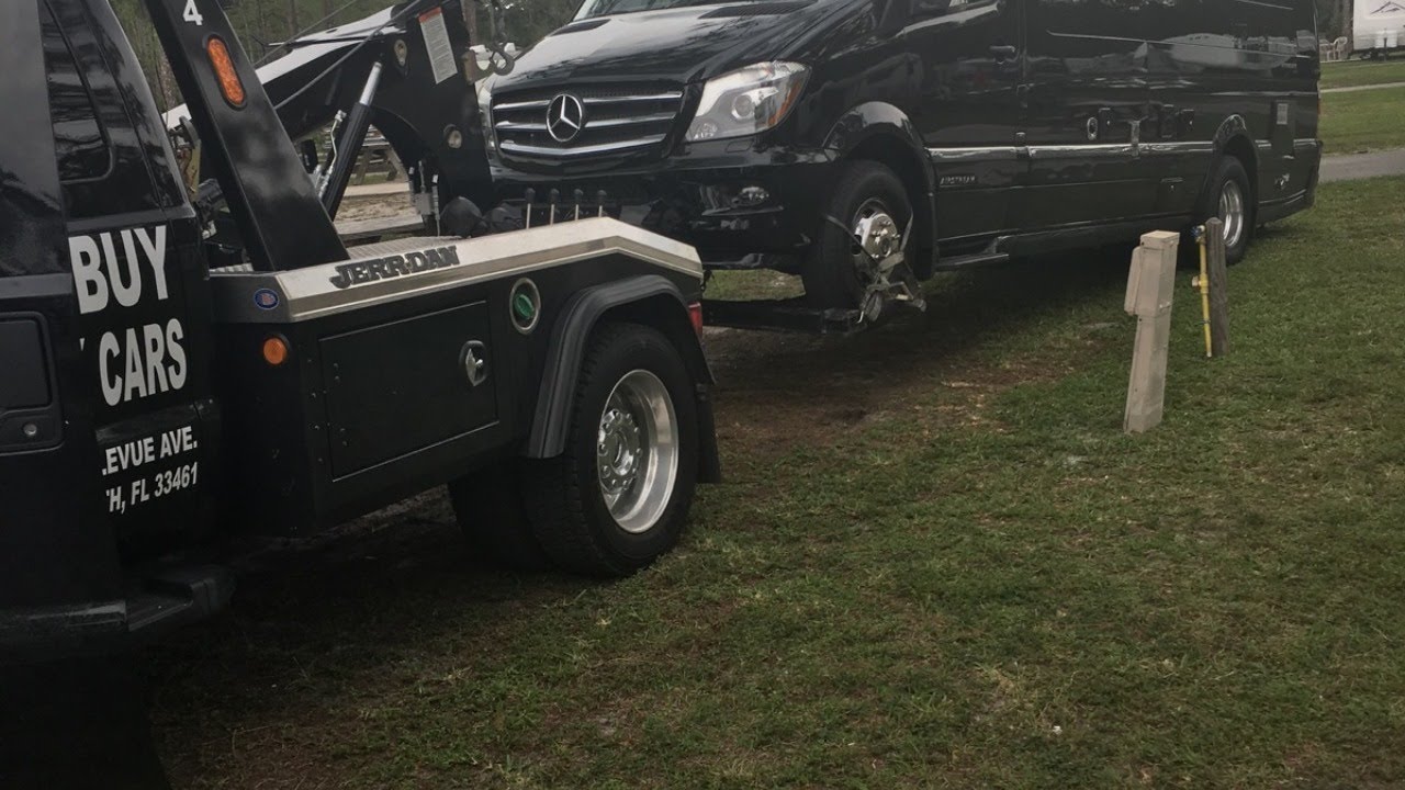 We Buy Junk Cars West Palm Beach FL | Call Us at (561) 881-9191