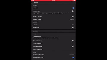 YouTube dark theme ios11