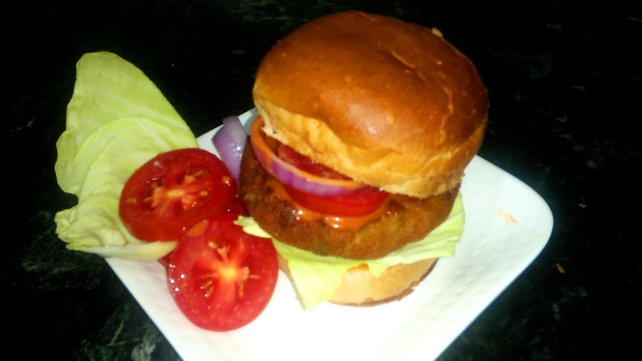 आलू टिक्की बर्गर/Aloo Tikki Burger/Indian Style Burger Recipe by Punjabi Cooking