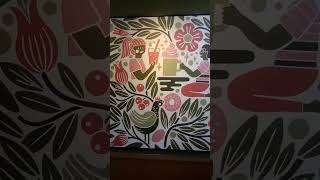 Adorable wallpaper woman on the wall at Panera Bread in Morehead City, Awwwww! Adorable wallpaper woman on the wall at Panera Bread in Morehead City, Awwwww!