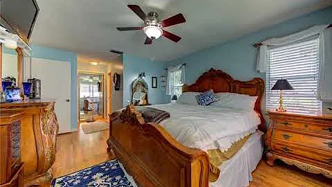 7034 W Country Club Drive N Sarasota, FL 34243 - Single Family - Real Estate - For Sale