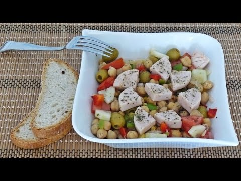 Ensalada de garbanzos y pechuga de pavo