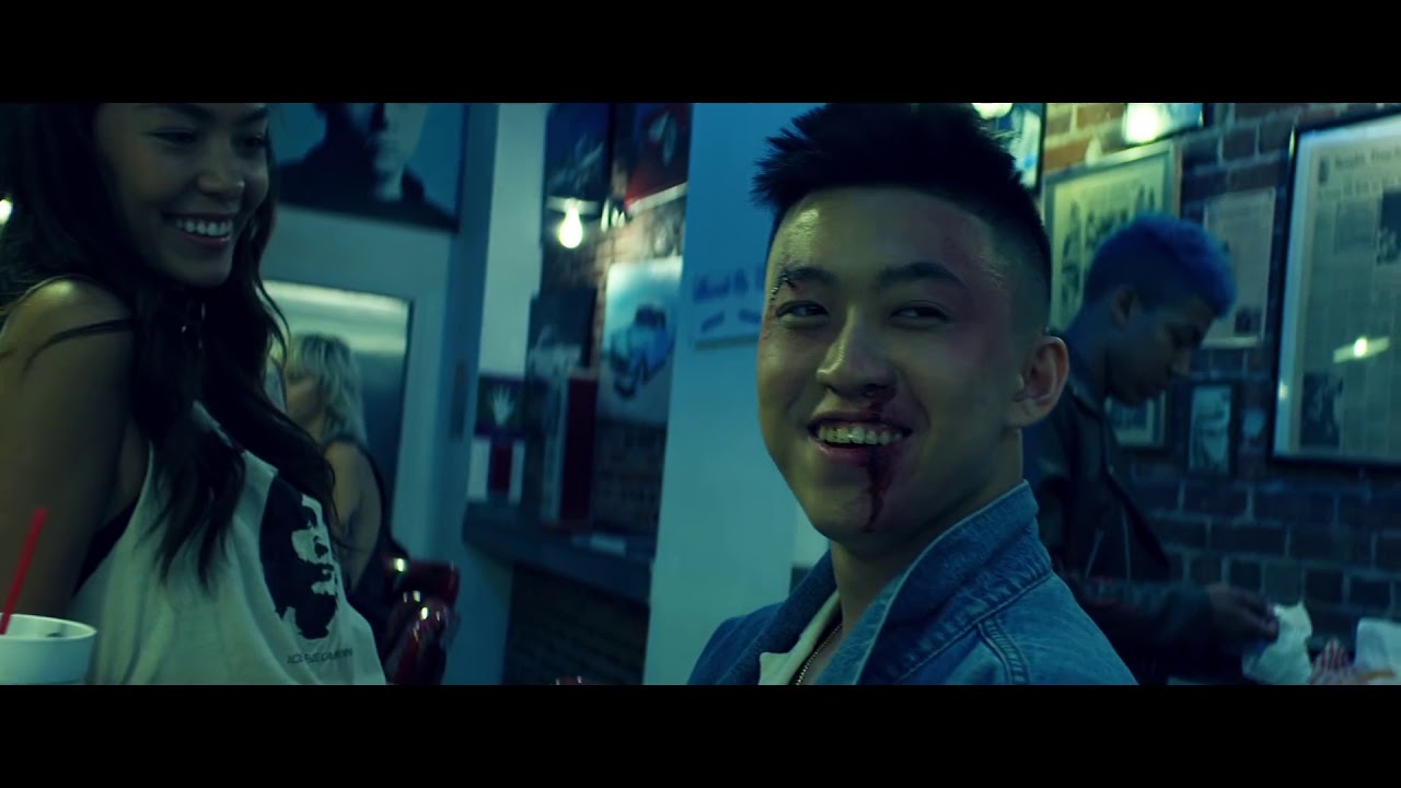 Rich Brian - Yellow ft.  Bekon (Outro Version)