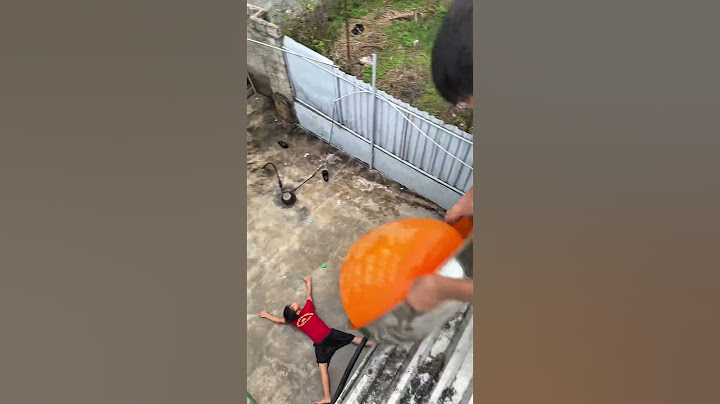 Ném bóng khổng lồ😁😭🤣