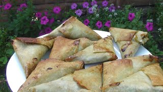 Беру лаваш. начинку и вкусные пирожки готовы.Треугольники из лаваша с яблоками