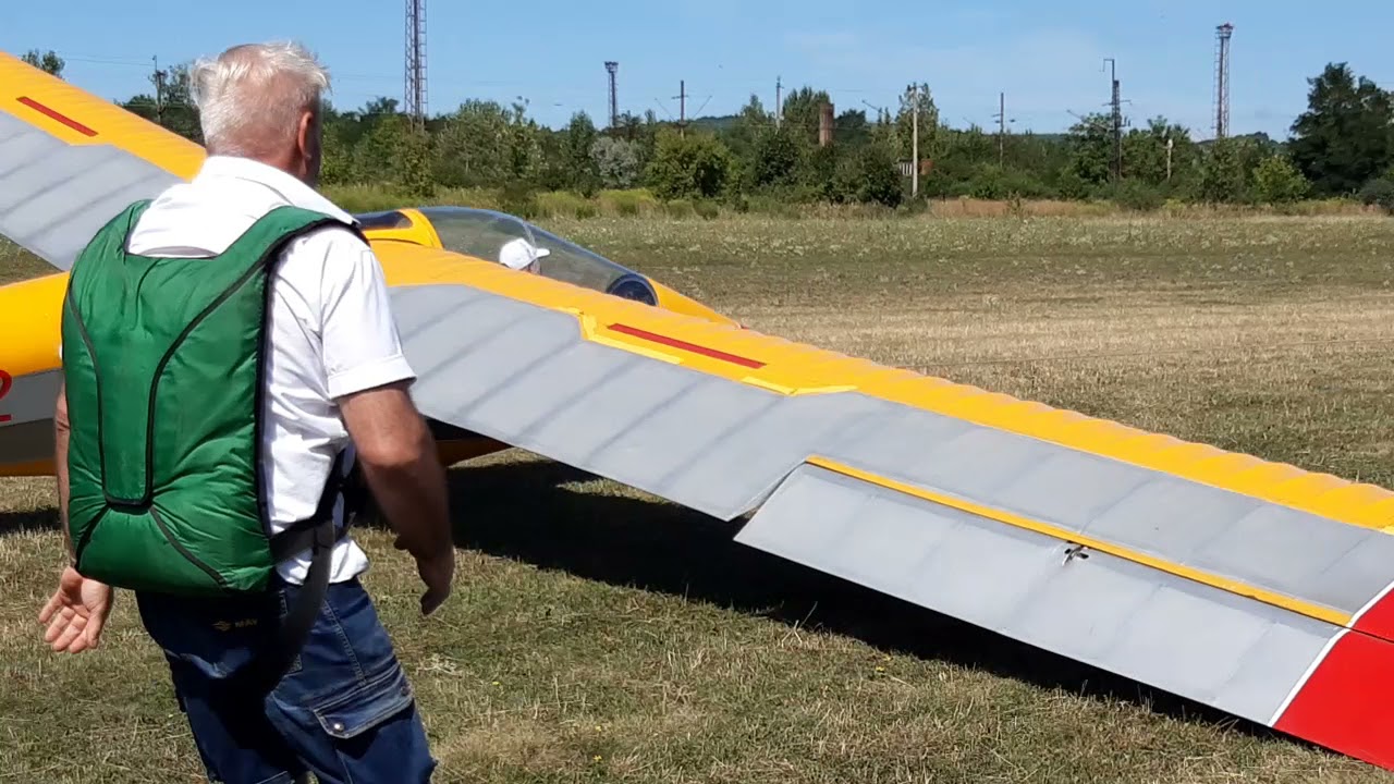 Első szóló felszállás