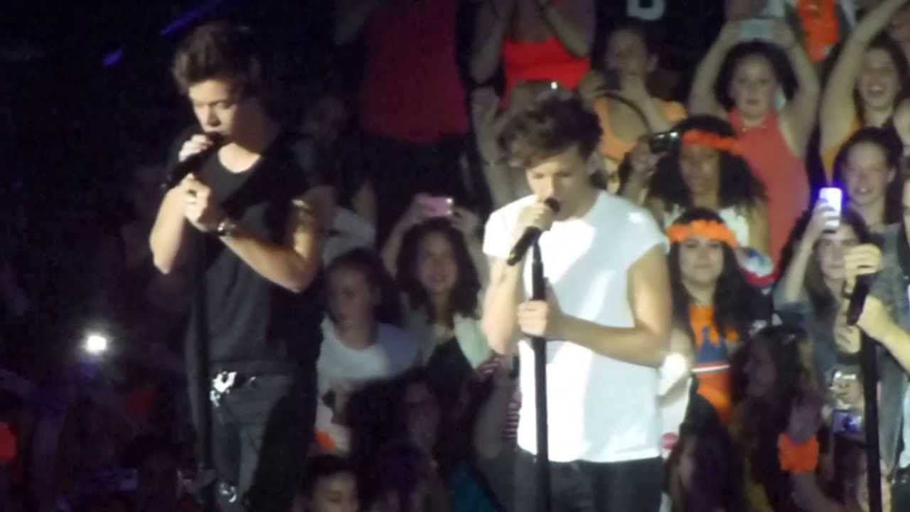 One Direction - Moments Amsterdam 3-5-13