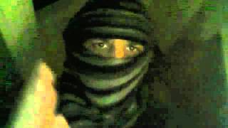 رسالة من الجيش السوري الحر لكلاب الاسد في كل مكان.flv screenshot 3