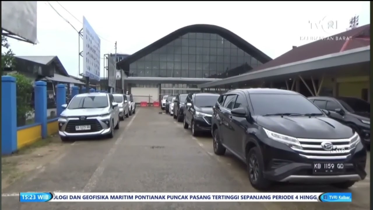 TIDAK TERDAMPAK BANJIR, OPERASIONAL BANDARA RAHADI OESMAN KETAPANG NORMAL