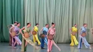 Гаянэ - танец розовых девушек