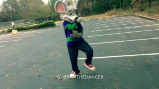 Chris Brown - Party Chuck E Cheese Is Lit 
