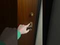 La BAMBOLA DI SQUID GAME STA ROMPENDO LA PORTA DI CASA MIA!! #giox97 #shorts #squidgame #horror