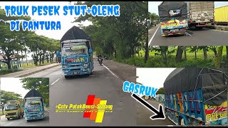 Truk Pesek Oleng Stut Di Pantura