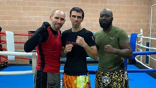 En Ballade Au Lumpini Muay Thai