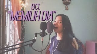 Download Lagu Memilih Dia Karaoke MP3 Memilih Dia Karaoke
