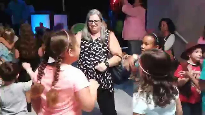 Dancing w Mrs Ford