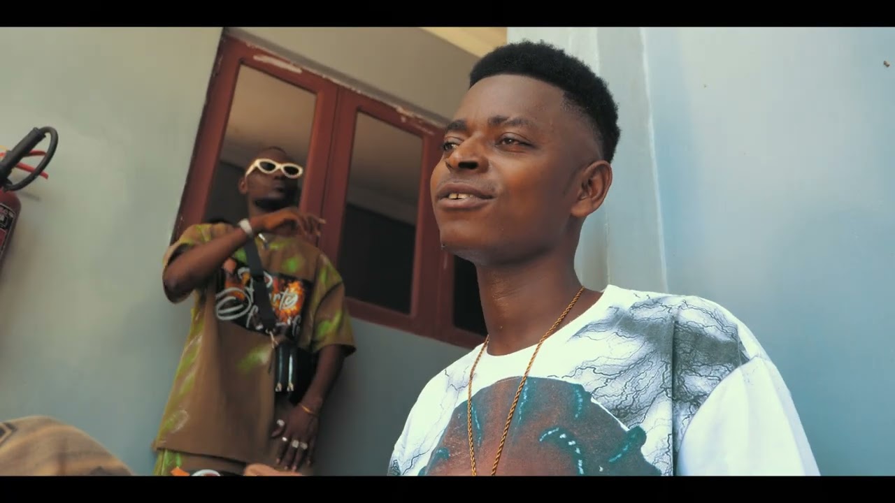 Cara Pobre Feat Bico Fino -Fazbem (Oficial Vídeo) 4K