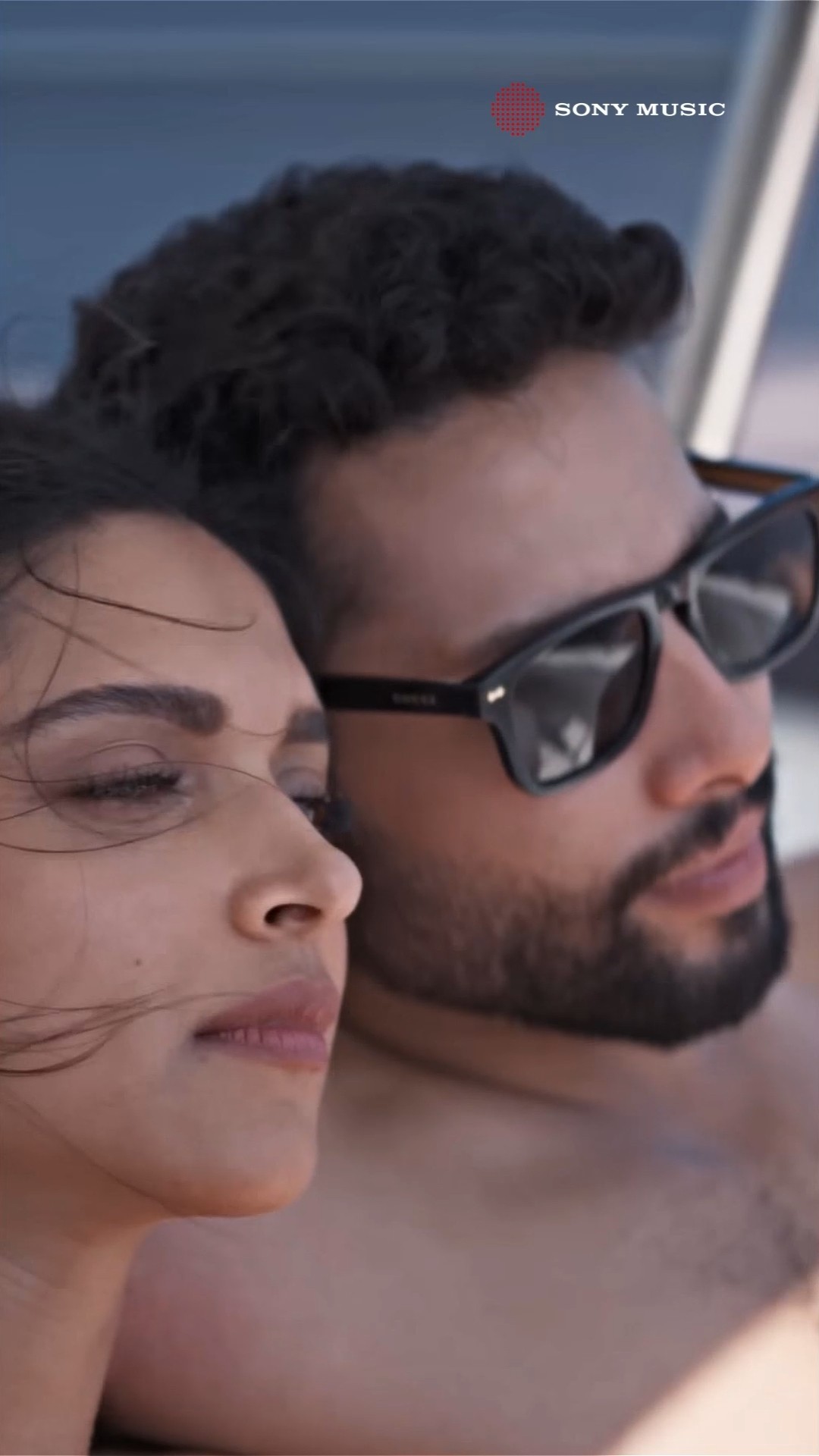Let the waves of emotion take over. ?? #deepikapadukone #sidhantchaturvedi #doobey