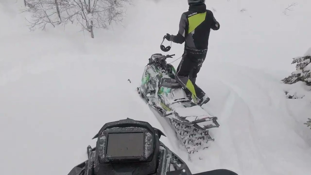 Out with Friends on the polaris khaos 146 matryx